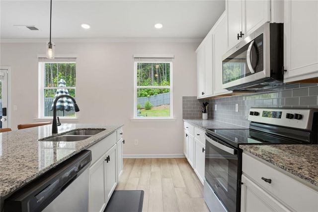 631 River Gardens Drive SE, Atlanta, GA 30354