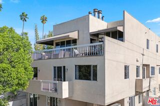 820 California Avenue 201, Santa Monica, CA 90403