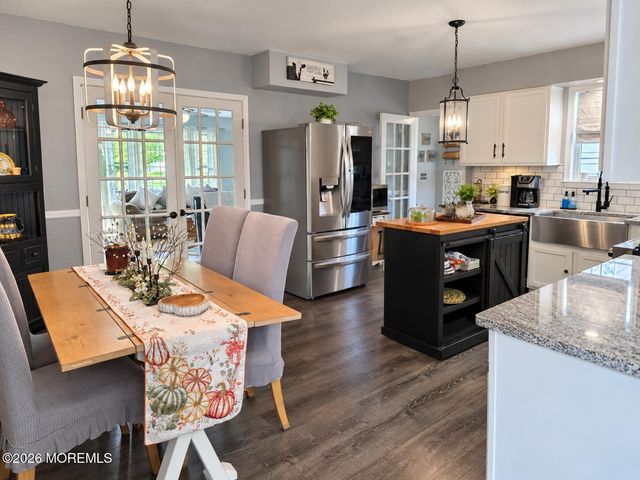 131 Bosun Avenue, Manahawkin, NJ 08050