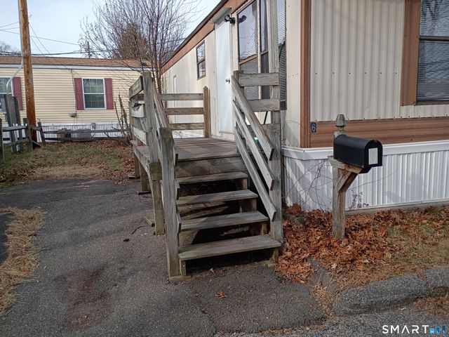 6 5th Avenue, Shelton, CT 06484