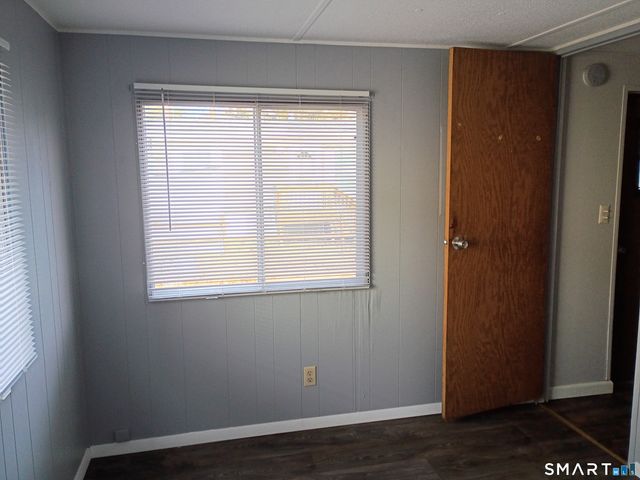 6 5th Avenue, Shelton, CT 06484