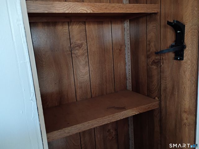 6 5th Avenue, Shelton, CT 06484