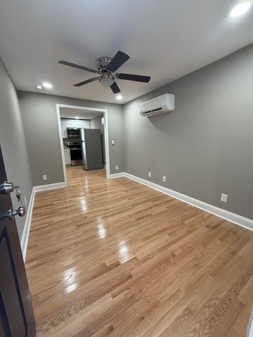 402 Gunn Street 203, Lexington, KY 40508