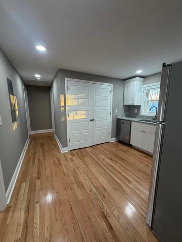 402 Gunn Street 203, Lexington, KY 40508