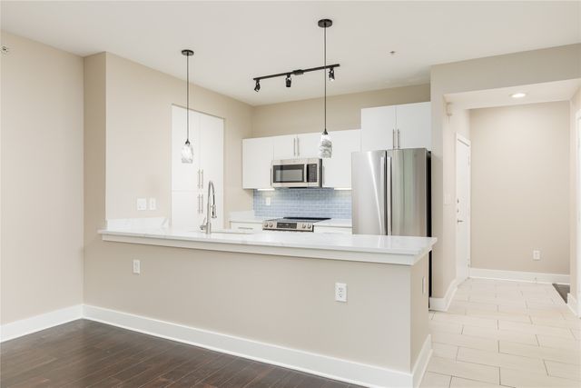 4605 Cedar Springs Road 201, Dallas, TX 75219