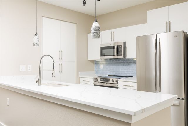 4605 Cedar Springs Road 201, Dallas, TX 75219