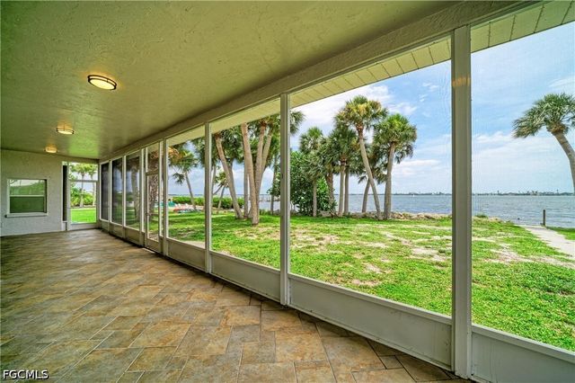 211 Bahia Vista DR, Englewood, FL 34223