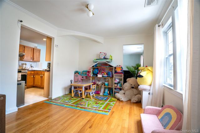 141 Burhans Avenue, Yonkers, NY 10701