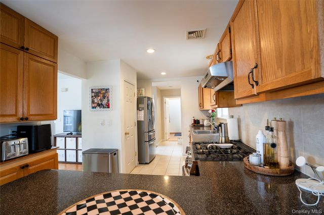 141 Burhans Avenue, Yonkers, NY 10701