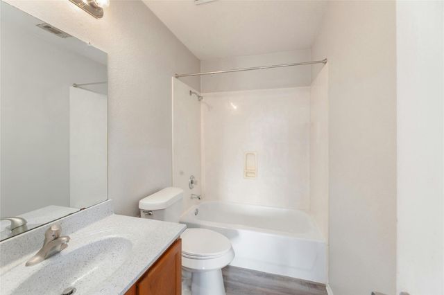 113 Matthew DR, Hutto, TX 78634
