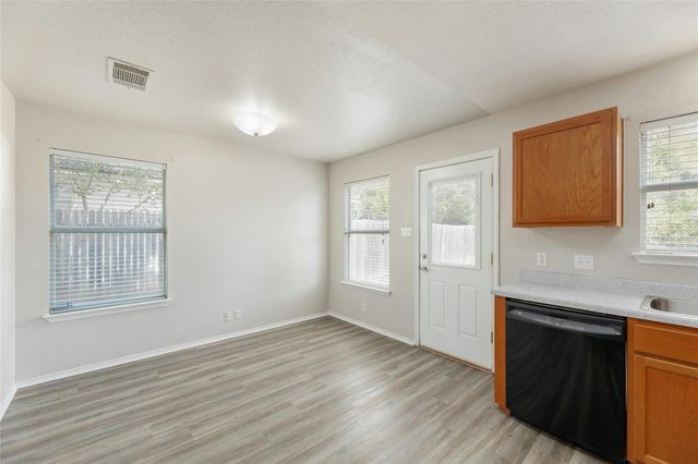 113 Matthew DR, Hutto, TX 78634