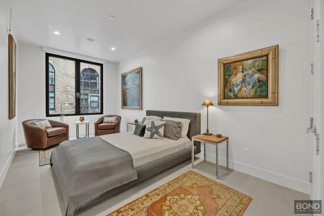 238 W 74th Street House, New York City, NY 10023