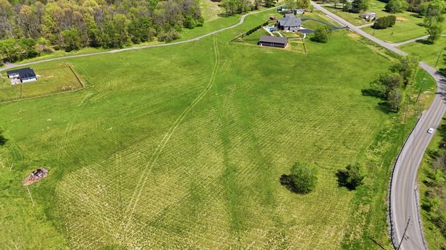 2910 Cairo Bend Rd, Lebanon, TN 37087