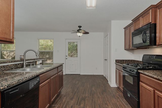 10200 Tate Court, Conroe, TX 77385