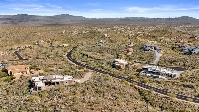 16722 N MOUNTAIN Parkway 71, Fountain Hills, AZ 85268