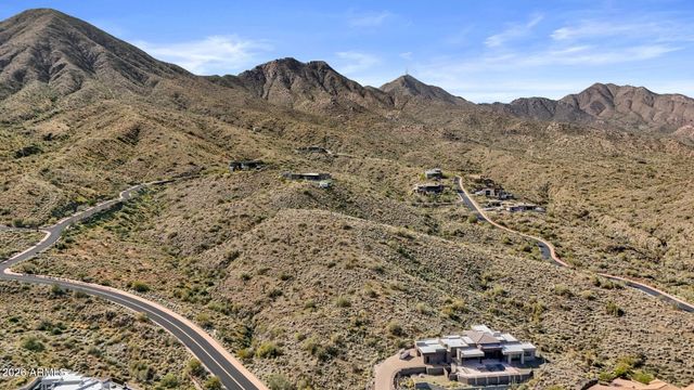 16722 N MOUNTAIN Parkway 71, Fountain Hills, AZ 85268