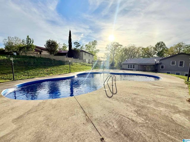 815 CREEK TRAIL, Anniston, AL 36206