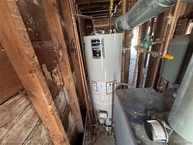 23056 Springbrook Drive, Farmington, MI 48336