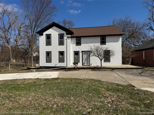 23056 Springbrook Drive, Farmington, MI 48336