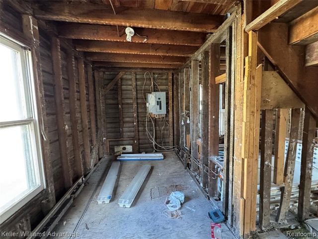 23056 Springbrook Drive, Farmington, MI 48336