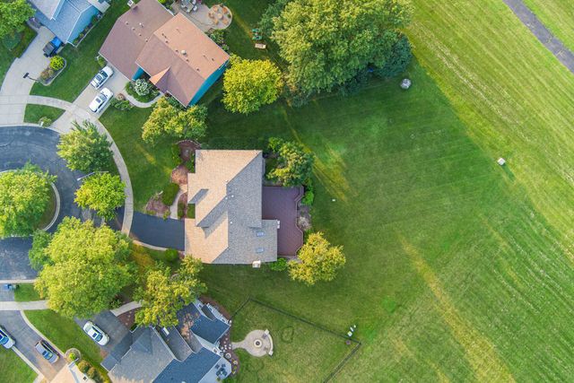 3432 Caine Drive, Naperville, IL 60564