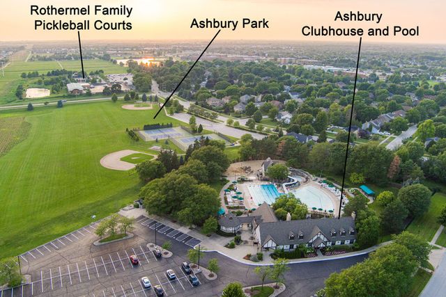 3432 Caine Drive, Naperville, IL 60564