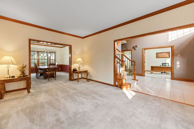 3432 Caine Drive, Naperville, IL 60564