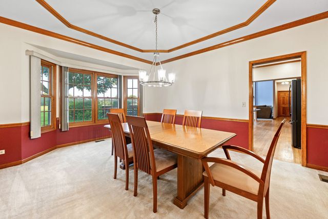 3432 Caine Drive, Naperville, IL 60564