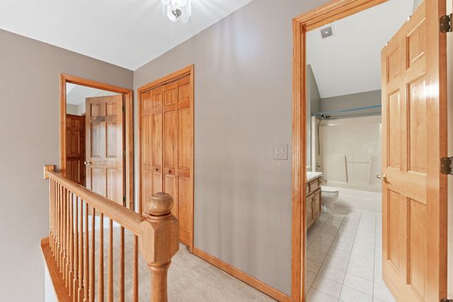 3432 Caine Drive, Naperville, IL 60564