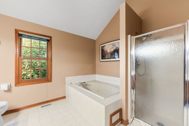 3432 Caine Drive, Naperville, IL 60564