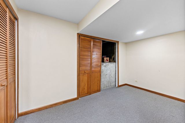 3432 Caine Drive, Naperville, IL 60564