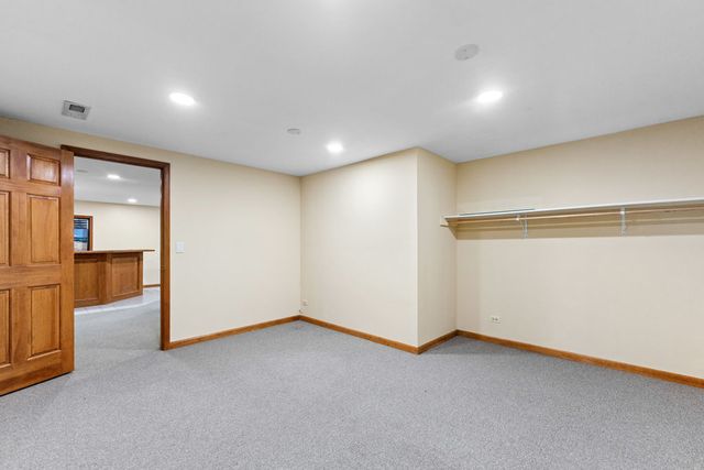 3432 Caine Drive, Naperville, IL 60564