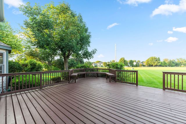 3432 Caine Drive, Naperville, IL 60564