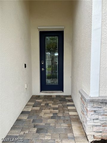 4163 Bluegrass DR, Fort Myers, FL 33916
