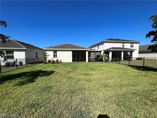 4163 Bluegrass DR, Fort Myers, FL 33916