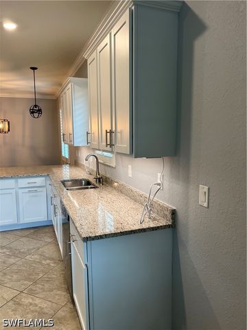 4163 Bluegrass DR, Fort Myers, FL 33916
