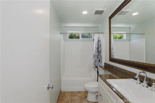 41425 Farmer Court, Indio, CA 92203