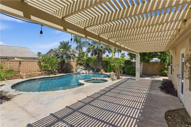 41425 Farmer Court, Indio, CA 92203