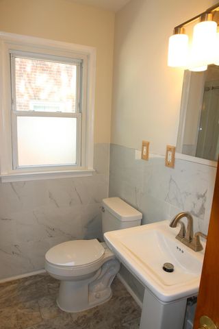 23541 Meadowlark Avenue, Oak Park, MI 48237
