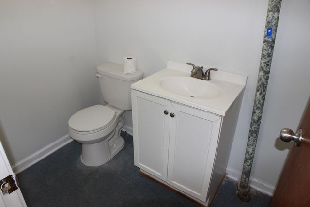 23541 Meadowlark Avenue, Oak Park, MI 48237