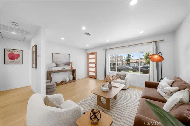 3722 Pueblo Ave, Los Angeles, CA 90032