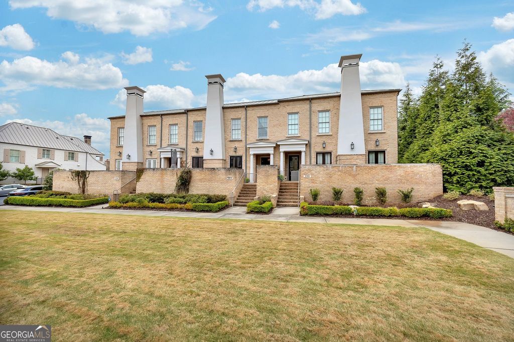 108 Grand Crescent, Alpharetta, GA 30009