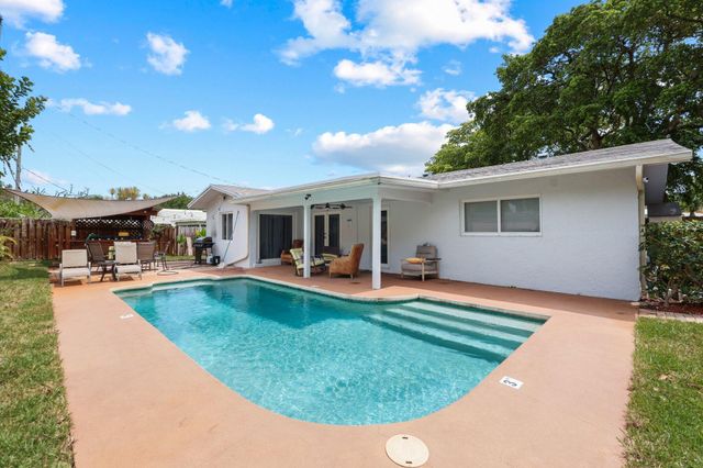 513 CURLEW Road, Delray Beach, FL 33444