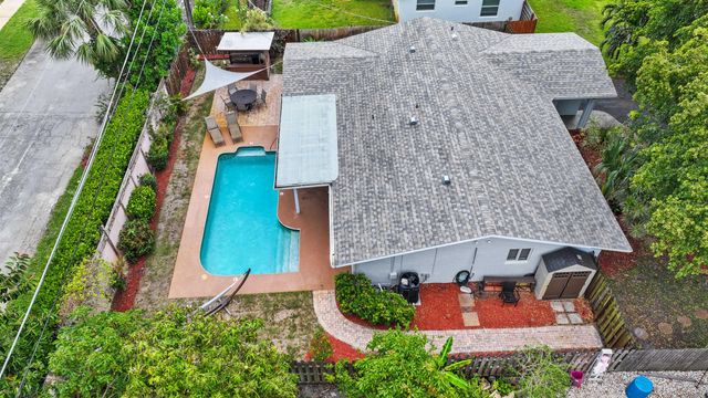 513 CURLEW Road, Delray Beach, FL 33444
