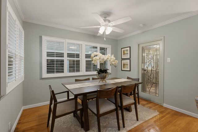 1613 W Meadow Avenue, Visalia, CA 93277