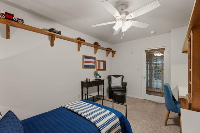 1613 W Meadow Avenue, Visalia, CA 93277