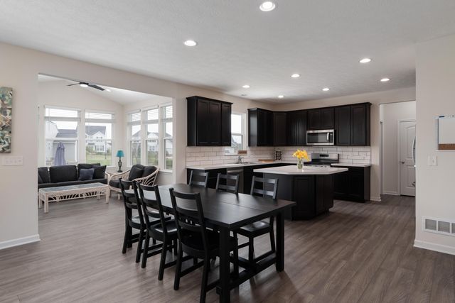 4826 Yankee Road, Hilliard, OH 43026