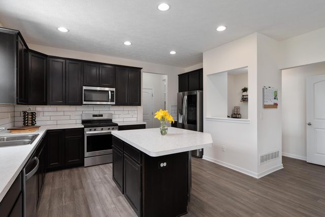4826 Yankee Road, Hilliard, OH 43026