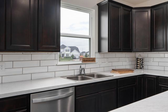 4826 Yankee Road, Hilliard, OH 43026
