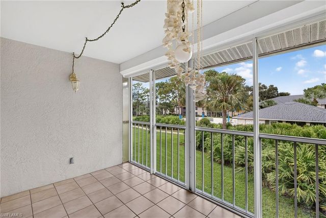 768 Landover CIR 203, Naples, FL 34104